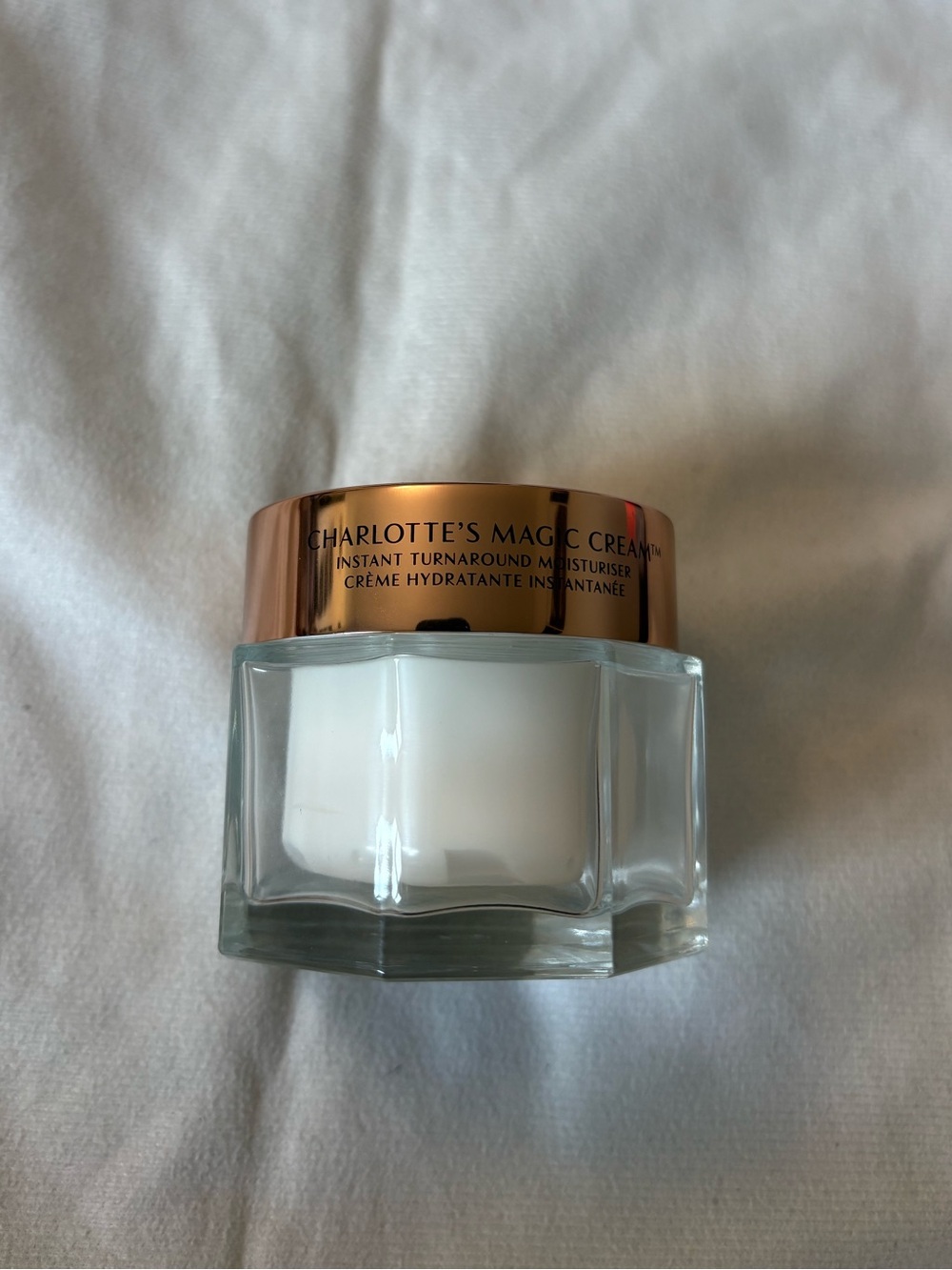 Charlotte tilbury magic cream moisturizer - Picture 3 of 5